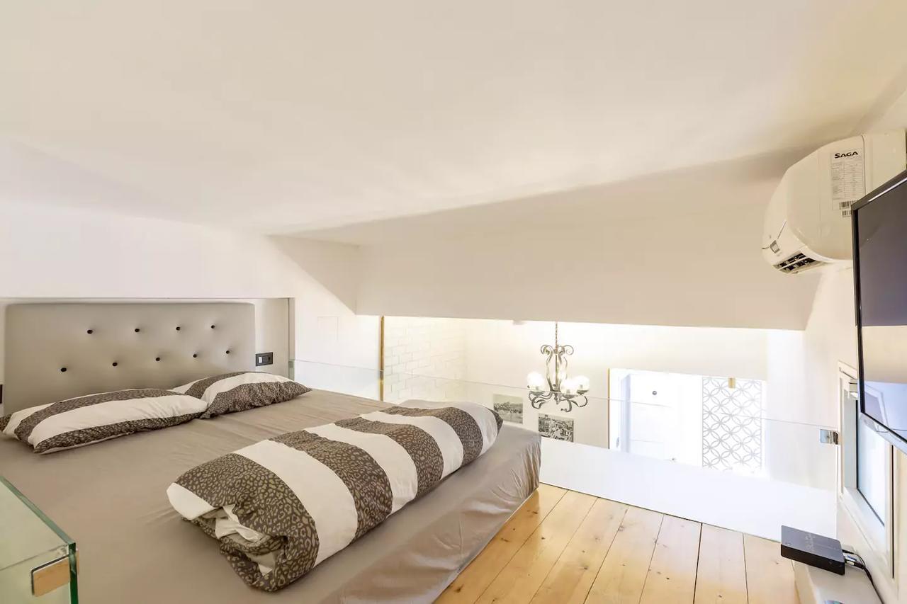 Retro Loft By The Beach★ Tel Aviv Bagian luar foto